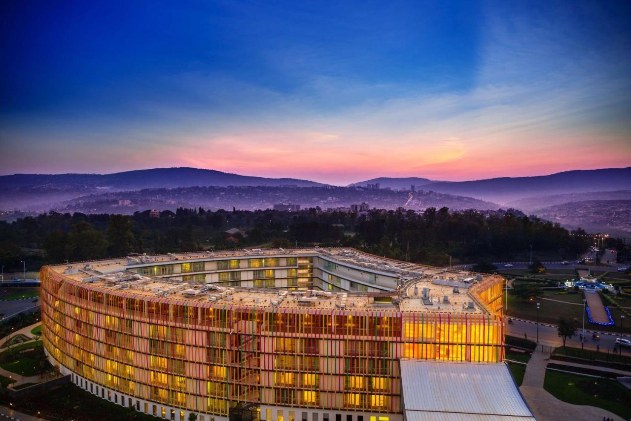 Radisson Blu Hotel & Convention Centre Kigali Exterior foto